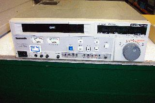 Panasonic AG-DS840  - S-VHS - Видеомагнитофоны - 