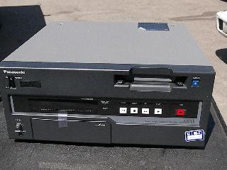 Panasonic AJ-D640E  - DVCPRO - Видеомагнитофоны - 
