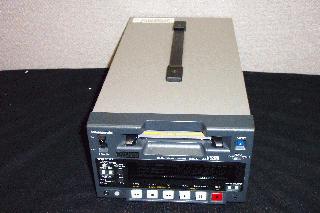 Panasonic AJ-D230  - DVCPRO - Видеомагнитофоны - 
