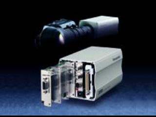 Panasonic AW-E600 Multi-Purpose Convertible  - 3 CCD - Видеокамеры - 