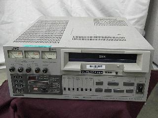 JVC BR-S711U  - S-VHS - Видеомагнитофоны - 